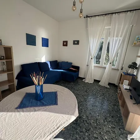2-bedroom Sunny Sea View With Balcony, La Casa Di Christine 蒙特罗索阿尔马雷