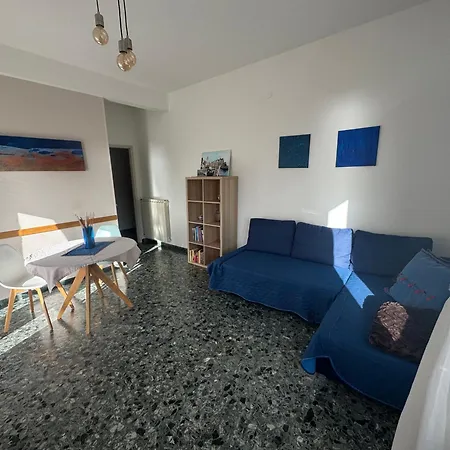Apartmán 2-bedroom Sunny Sea View With Balcony, La Casa Di Christine