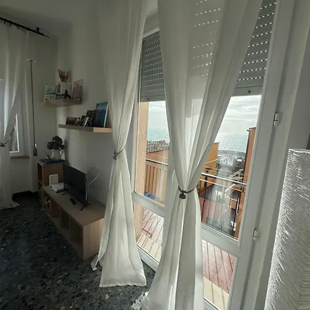 2-bedroom Sunny Sea View With Balcony, La Casa Di Christine * 蒙特罗索阿尔马雷