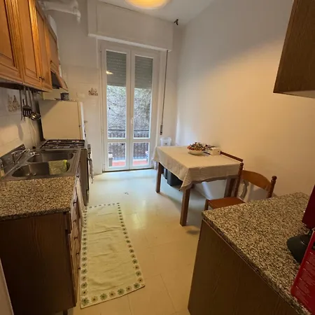 2-bedroom Sunny Sea View With Balcony, La Casa Di Christine * 몬테로소 알 마레