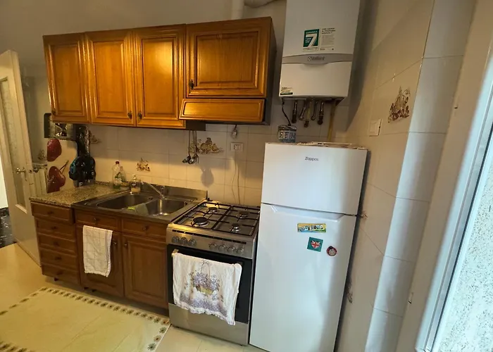 Apartament 2-bedroom Sunny Sea View With Balcony, La Casa Di Christine *